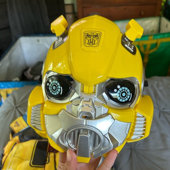 Hasbro Transformers Yellow Costume - Picture 2 of 6